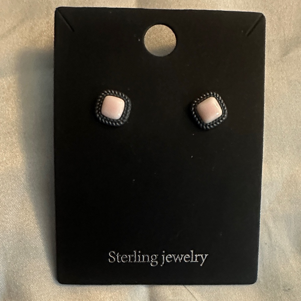 Square Pink Conch Shell Sterling Twist Wire Stud Earrings 6mm